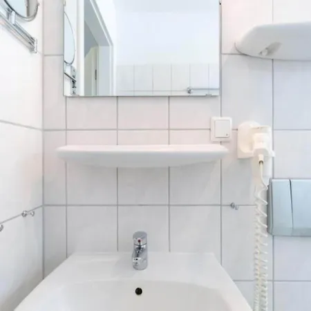 Komfortable Fuer Bis Zu 4 Personen Apartment